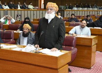 ISIS Plots to Assassinate Maulana Fazal-ur-Rehman